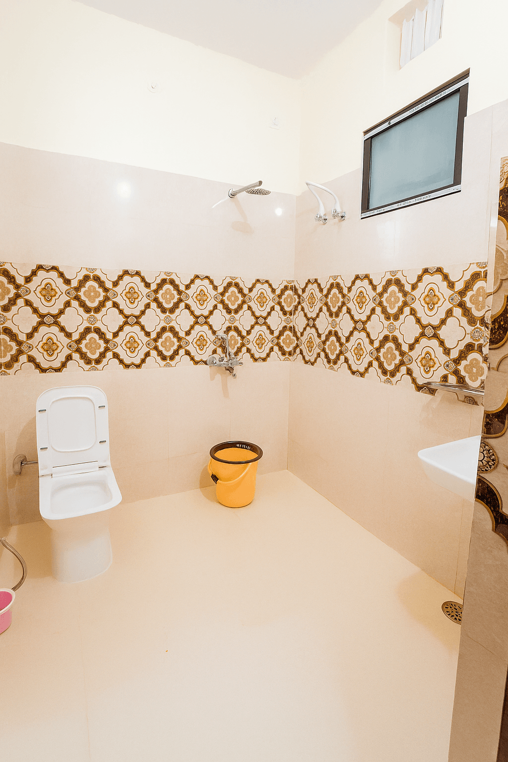 Clean Bath Fixtures